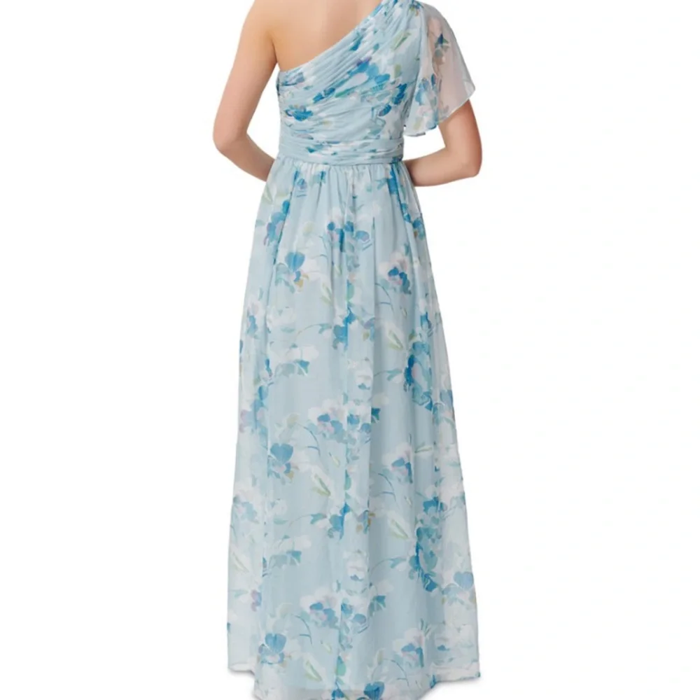 Sold! - Picture 2 of 3